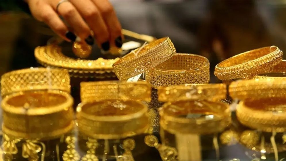 আবারও কমলো স্বর্ণের দাম, ভরি কত?