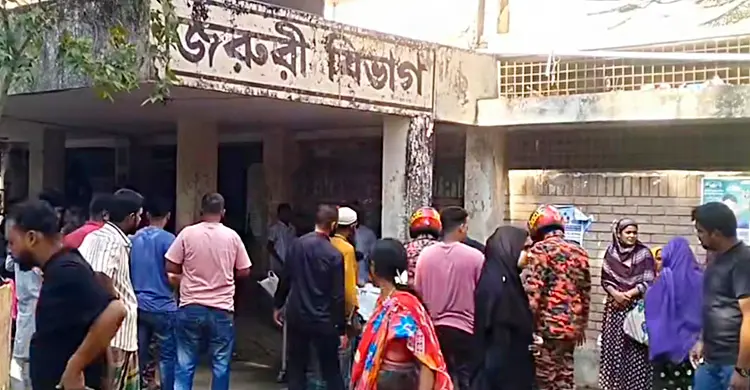 ফরিদপুরে সড়ক দুর্ঘটনায় প্রাণ গেলো স্বামী-স্ত্রীর