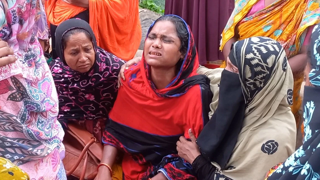 রাতে ব্যবসায়ী নিখোঁজ, সকালে মস্তকবিহীন দেহ উদ্ধার