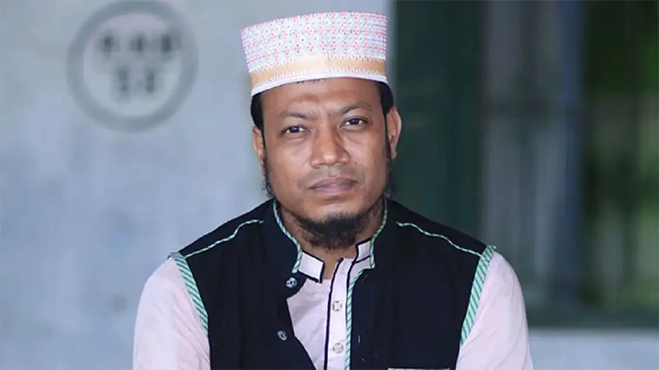 আদালতে আত্মসমর্পণ করছেন এমপি আমির হামজা