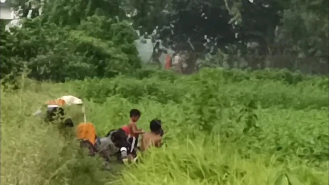 ‘পুশ-ইন’ চেষ্টার শিকার ৩ পরিবার তৃতীয় দিনেও শুন্যরেখার পাটখেতে
