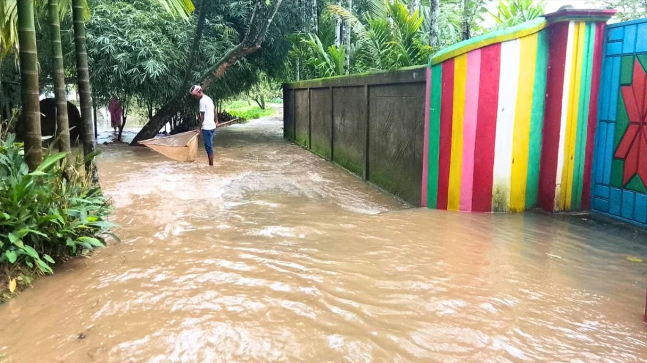 সিলেট ও সুনামগঞ্জে বন্যার আশঙ্কা, নিম্নাঞ্চল প্লাবিত