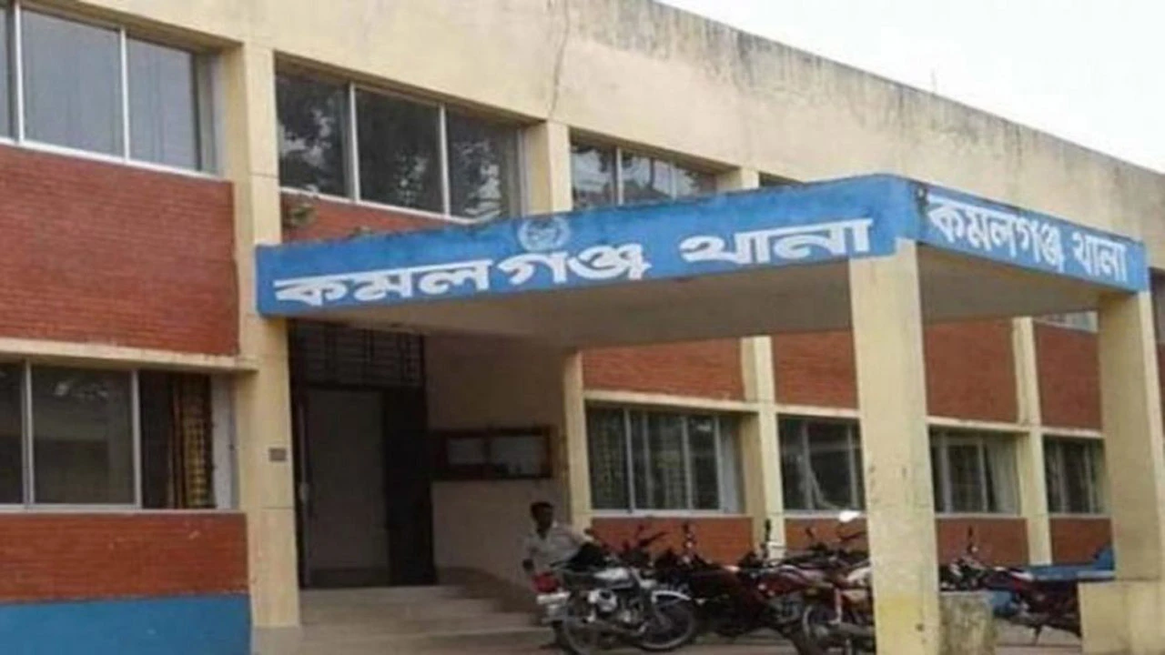 শিশু নির্যাতনচেষ্টার অভিযোগ, আটক ১