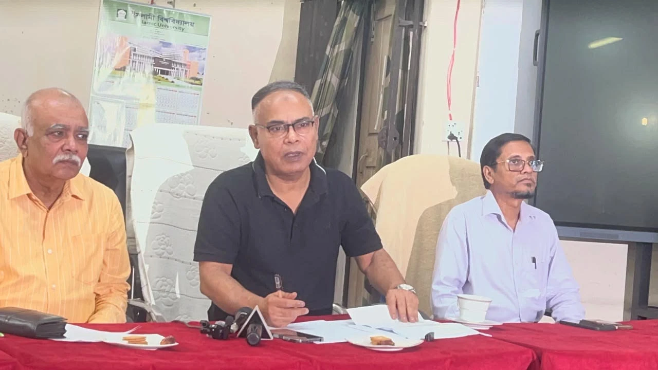 আমূল পরিবর্তনের পথে ইসলামী বিশ্ববিদ্যালয়