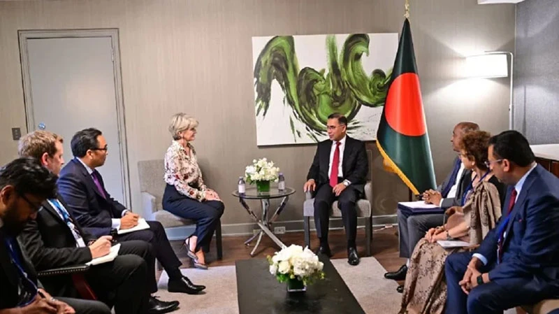 রোহিঙ্গা সমস্যার চিরস্থায়ী সমাধানের আহ্বান তারেক রহমানের