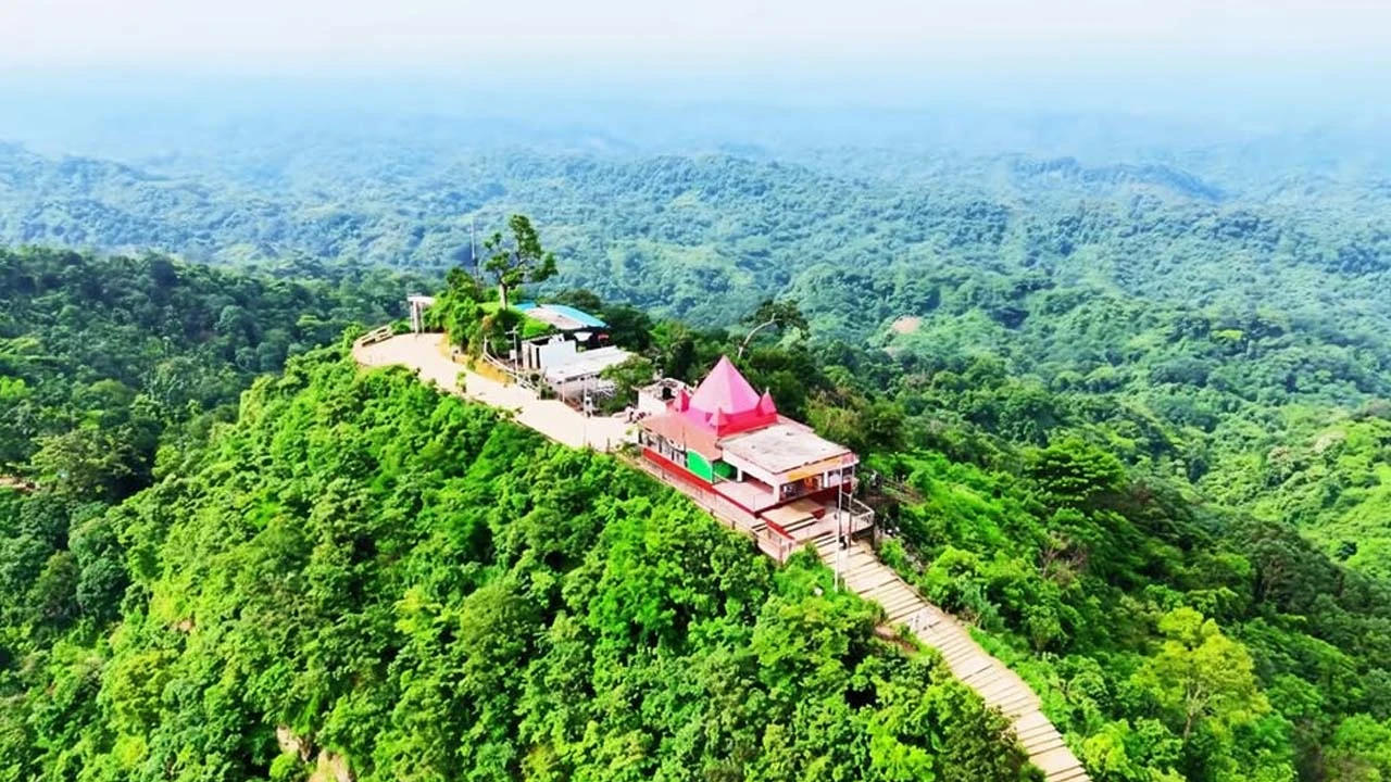 প্রকৃতি-ইতিহাসে সমৃদ্ধ চট্টগ্রামের পর্যটন