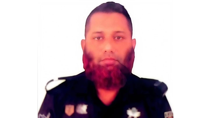 চেকপোস্টে বেপরোয়া ট্রাকের ধাক্কায় এসআরবি কর্মকর্তা নিহত