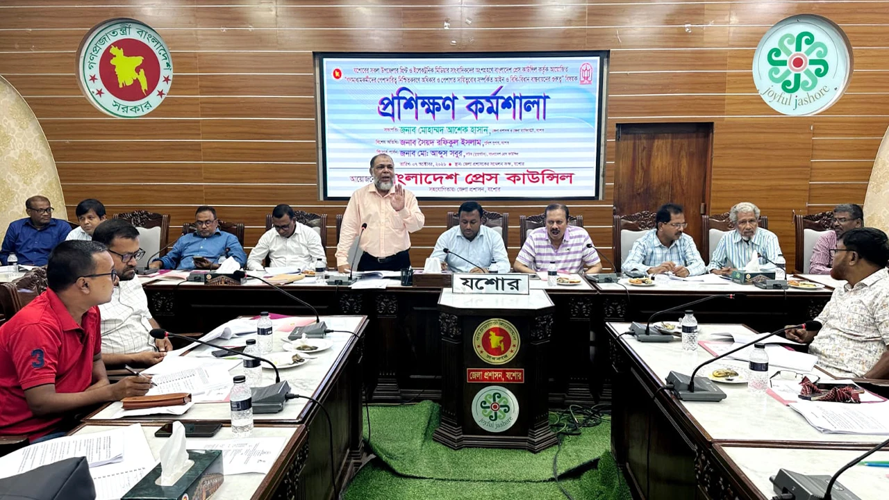 ‘প্রশাসন সাংবাদিকদের প্রতিপক্ষ নয়, পারস্পরিক সমন্বয় জরুরি’
