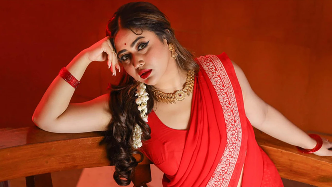 আন্তর্জাতিক উৎসবে প্রশংসায় ভাবনা