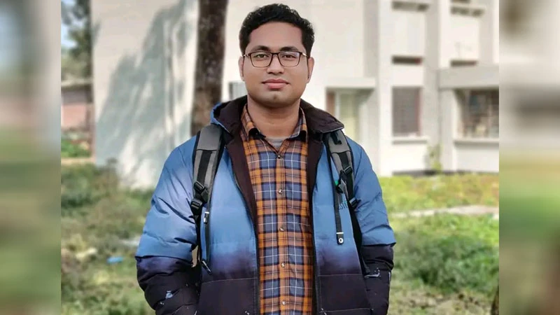 ৪৮তম বিশেষ বিসিএসের গেজেট থেকে বাদ পড়লেন মৌলভীবাজারের প্রসেনজিৎ