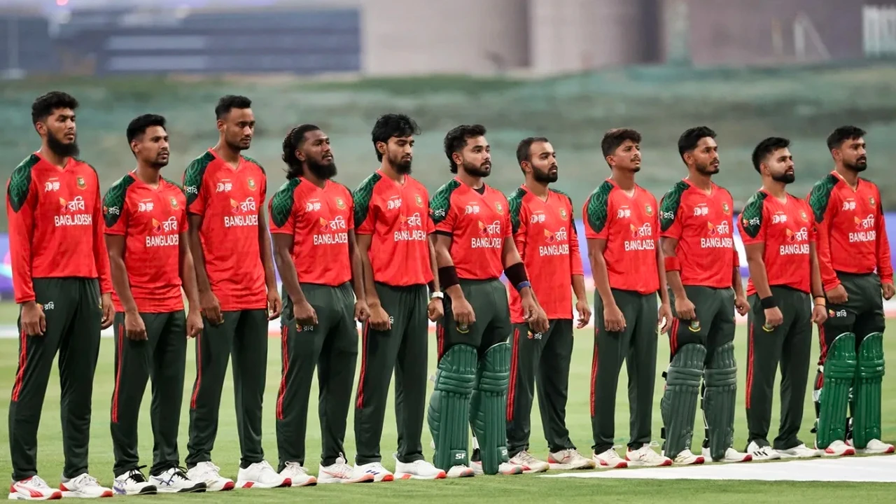 বিসিবির অসন্তোষ: ম্যাচের আগের রাতে শপিং ও আড্ডায় ব্যস্ত ছিলেন টাইগাররা