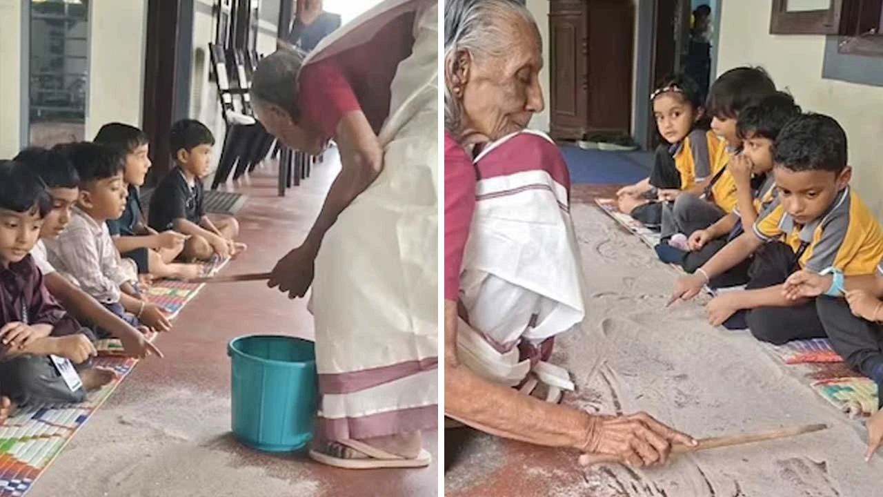 খাতা-কলম ছাড়াই বালিতে অক্ষর লিখে শিশুদের পড়াচ্ছেন বৃদ্ধা