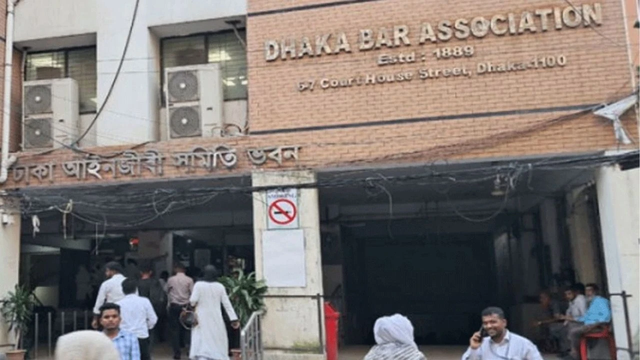 ঢাকা আইনজীবী সমিতি নির্বাচনে বিএনপিপন্থী প্যানেলের নিরঙ্কুশ জয়