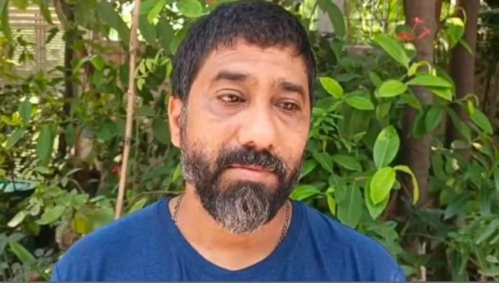 সাবেক মেয়রের বাসায় যাওয়ায় চাকরি হারালেন নাসিক কর্মী