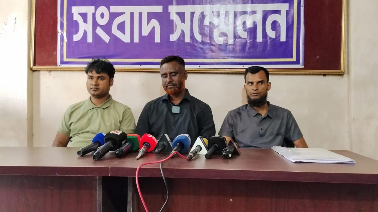 জমির ক্রেতার বিরুদ্ধে স্ত্রীর অপপ্রচার, প্রতিবাদে স্বামীর সংবাদ সম্মেলন