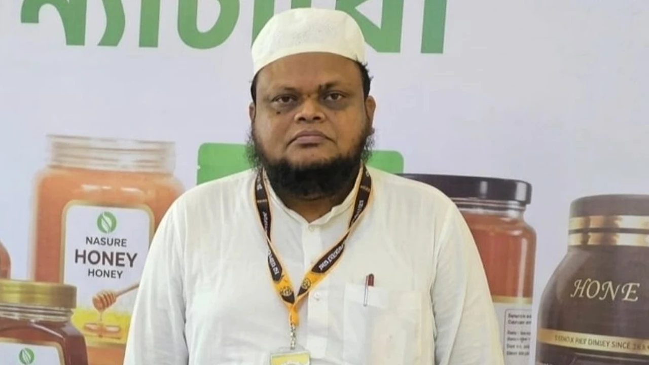 ছাত্রীকে যৌন হয়রানির অভিযোগে খুবির অধ্যাপক বহিষ্কার