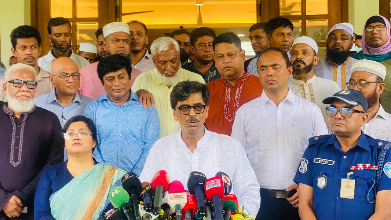 কুমিল্লা স্থলবন্দর দিয়ে মাছ রপ্তানির উদ্যোগ নেওয়া হবে: কৃষিমন্ত্রী