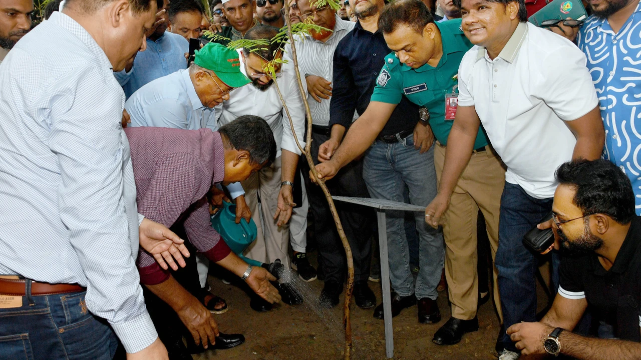 ‘শহীদ রাষ্ট্রপতি জিয়াউর রহমান দেশে প্রথম ‘সবুজ বিপ্লব’ এর ডাক দিয়েছিলেন’
