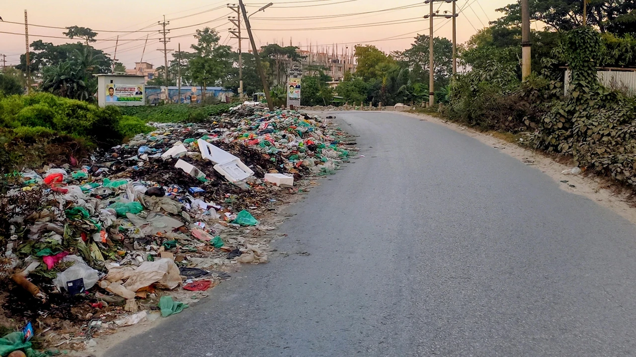 বর্জ্য ব্যবস্থাপনায় উদাসীনতা, ১৫ বছরেও বাস্তবায়ন হয়নি মাস্টারপ্ল্যান