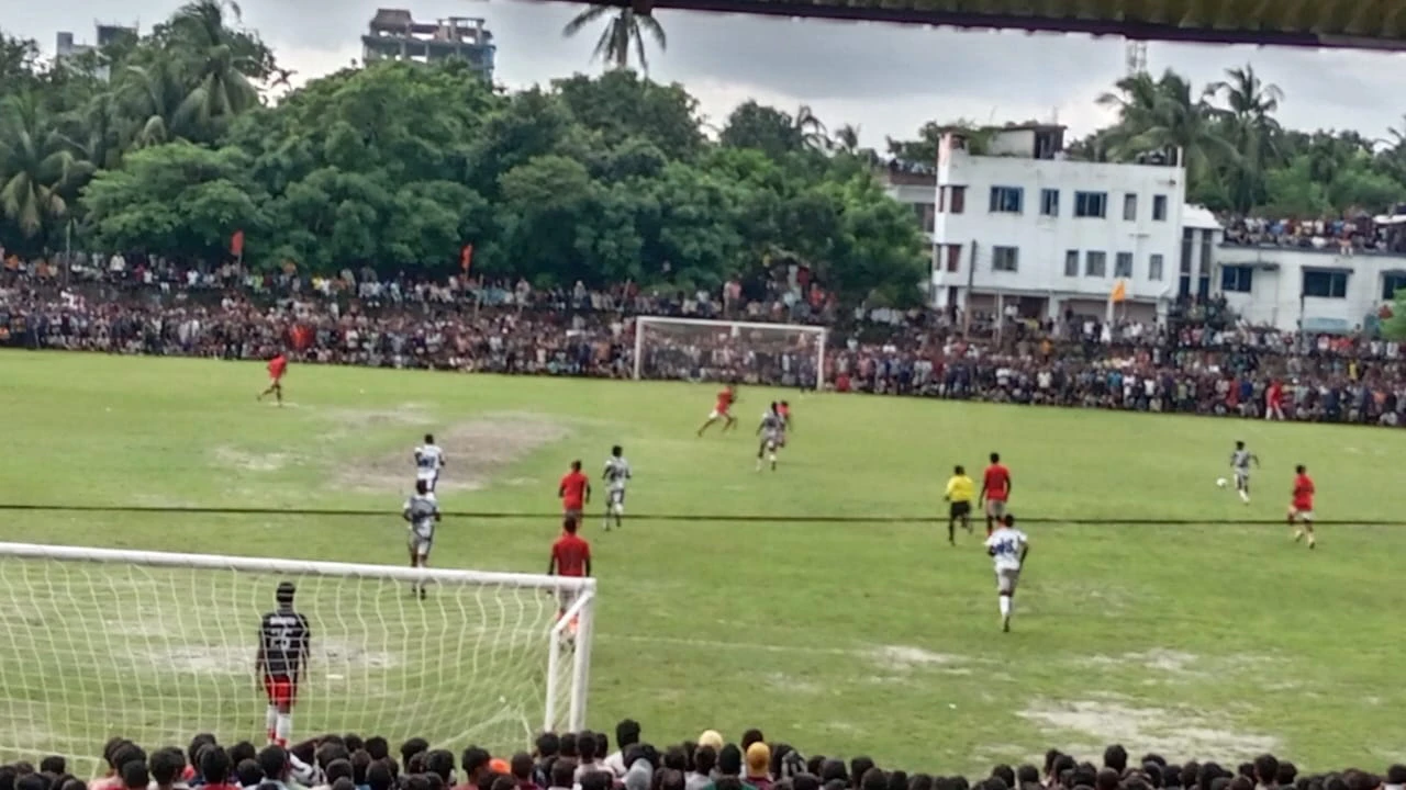 সাতক্ষীরায় ডিসি কাপ ফুটবল টুর্নামেন্ট, চ্যাম্পিয়ন আশাশুনি উপজেলা
