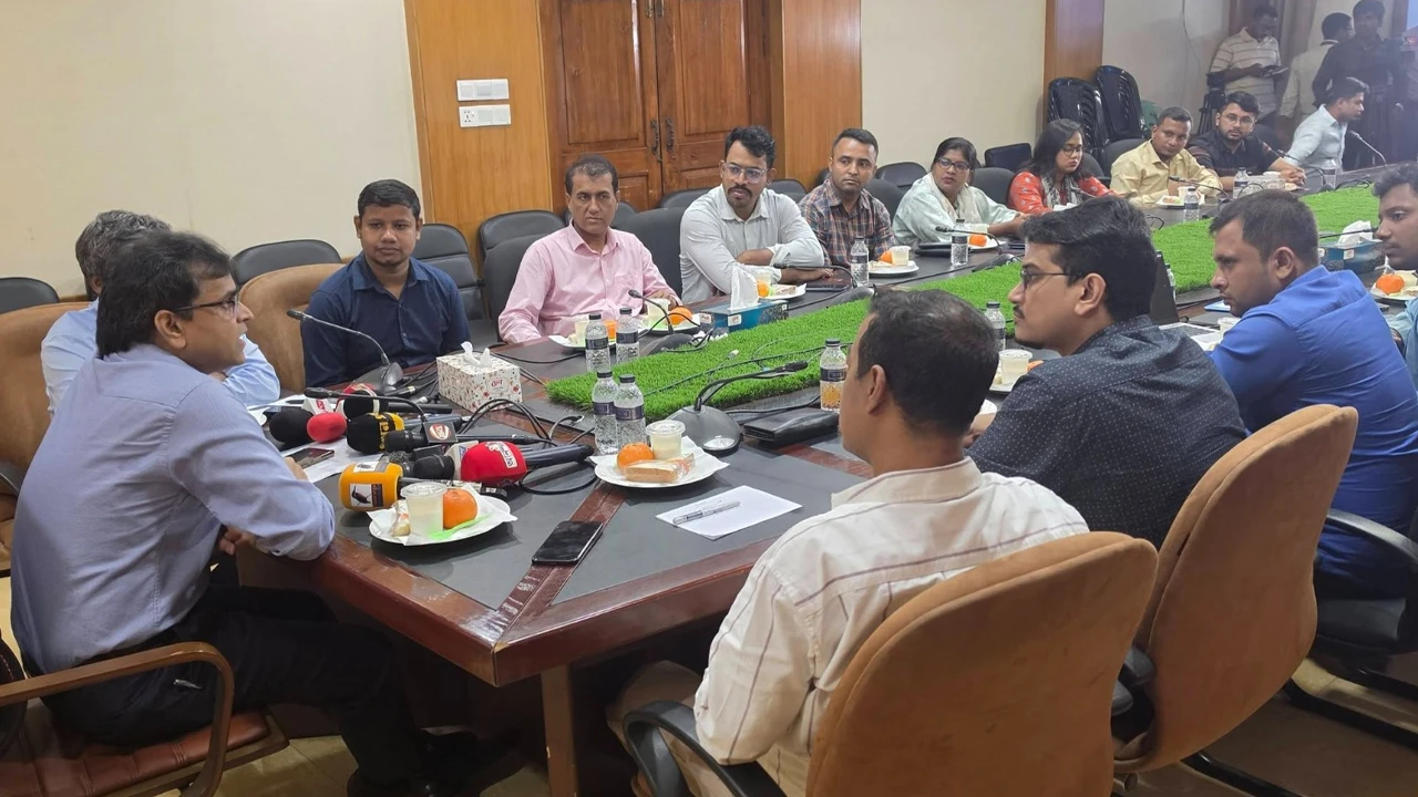 মধ্যপ্রাচ্যে সংঘাতে ঢাকা কাস্টমসে কমেছে রাজস্ব প্রবৃদ্ধি
