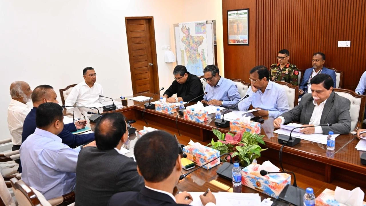 ডেঙ্গু প্রতিরোধে দেশজুড়ে পরিচ্ছন্নতা কার্যক্রম জোরদারের নির্দেশ প্রধানমন্ত্রীর