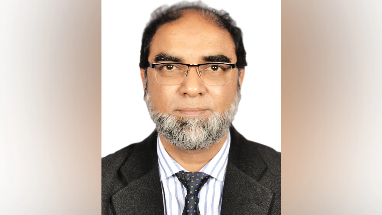 বাকৃবির নতুন উপাচার্য অধ্যাপক ড. মো. রফিকুল ইসলাম সরদার