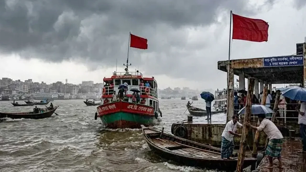তিন অঞ্চলে বজ্রবৃষ্টিসহ ঝোড়ো হাওয়ার সতর্কতা