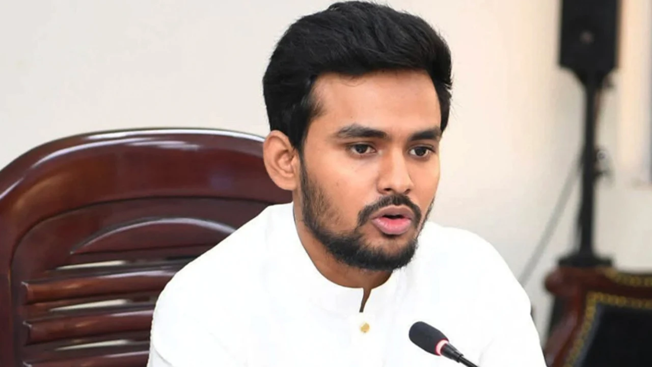 আসিফ মাহমুদের বিরুদ্ধে দুদকের অনুসন্ধান