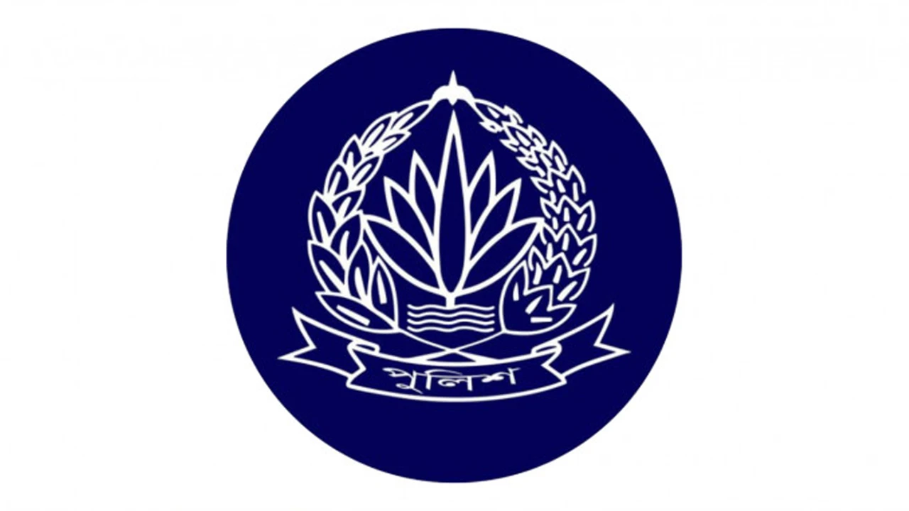 ঢাকার সাবেক পুলিশ সুপারসহ ৬ পুলিশ কর্মকর্তা বরখাস্ত
