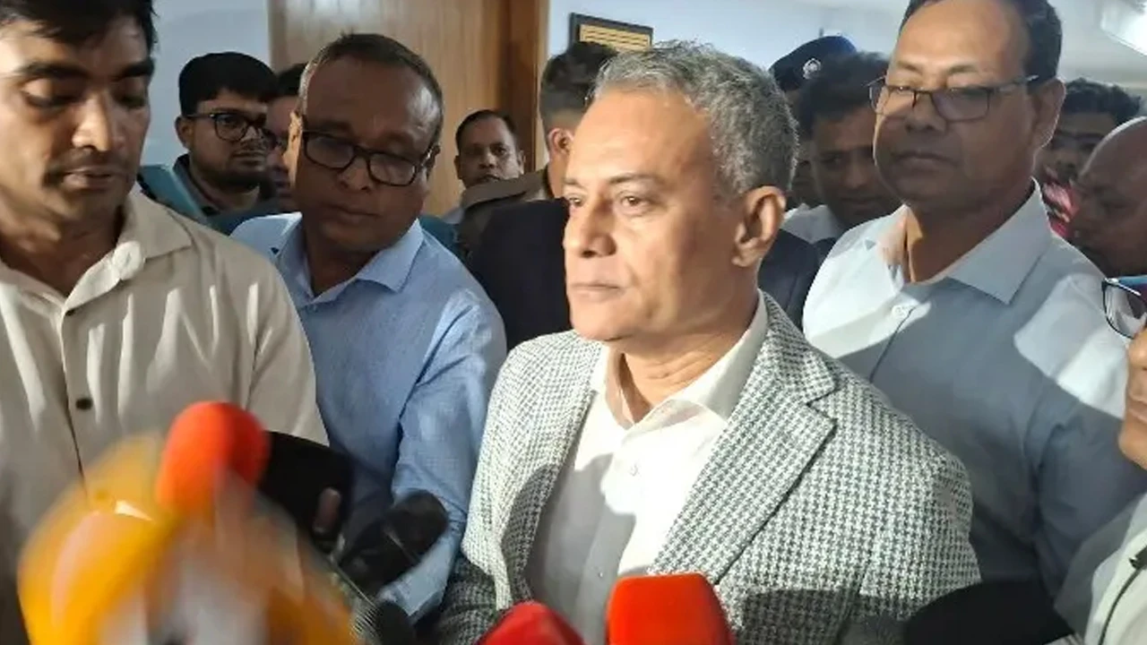 নির্ধারিত ভাড়ার চেয়ে বেশি নিলে রুট পারমিট বাতিল