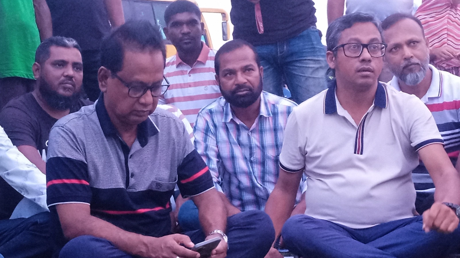 নির্বাচনি সব প্রতিশ্রুতি বাস্তবায়নের আশ্বাস এমপি মোশাররফের