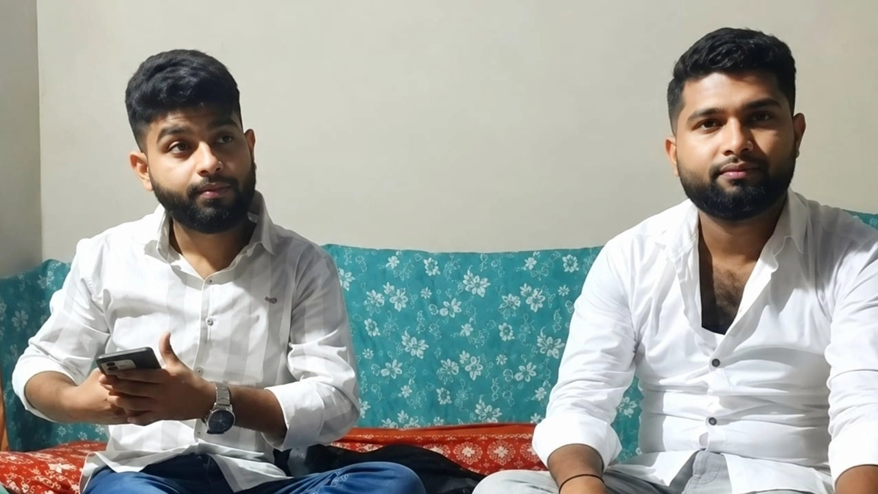ফেসবুকে প্রেম, ভাইকে নিয়ে জয়পুরহাটে ভারতীয় যুবক