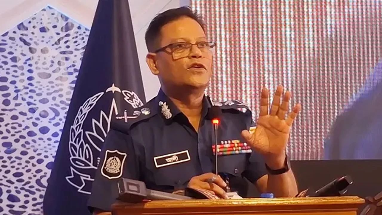 সবাই মিলে সরকারকে সহযোগিতা না করলে দেশ আগাবে না