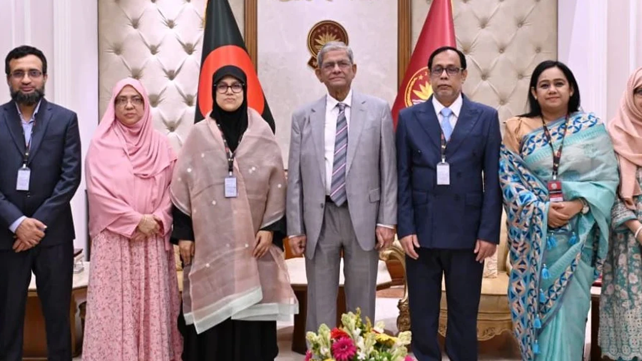 টেক্সটাইল শিক্ষার মানোন্নয়ন ও গবেষণায় গুরুত্ব আরোপ রাষ্ট্রপতির